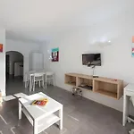 Апартаменты Lava Teneguia, 5 Guests In 2 Bedrooms