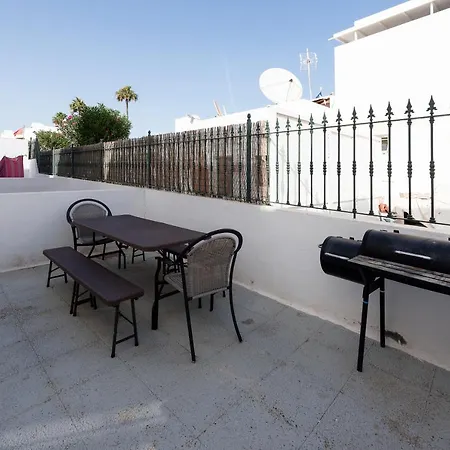 Lava Teneguia, 5 Guests In 2 Bedrooms Апартаменты Пуэрто дель Кармен