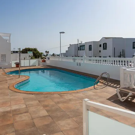 Апартаменты Lava Teneguia, 5 Guests In 2 Bedrooms