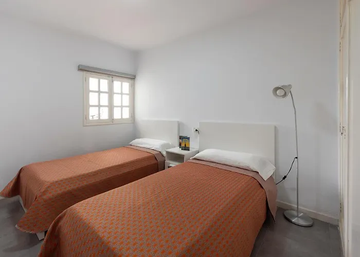 Lava Teneguia, 5 Guests In 2 Bedrooms * Puerto del Carmen